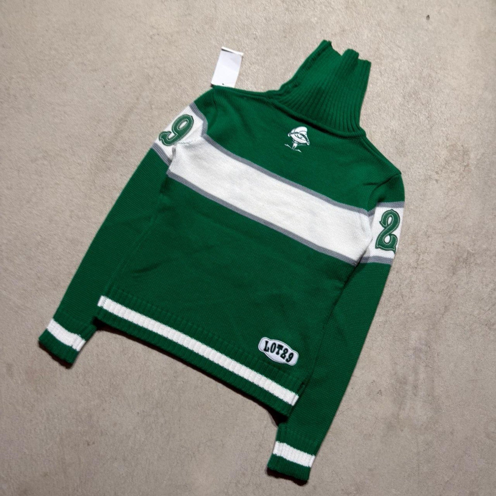 Vintage y2k looney tunes turtle Women's S