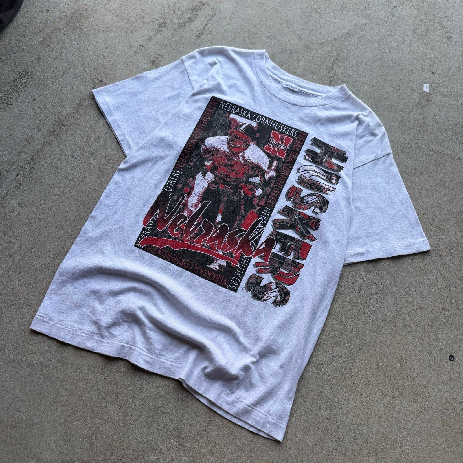 90s White Nebraska Cornhusker Player Tee L