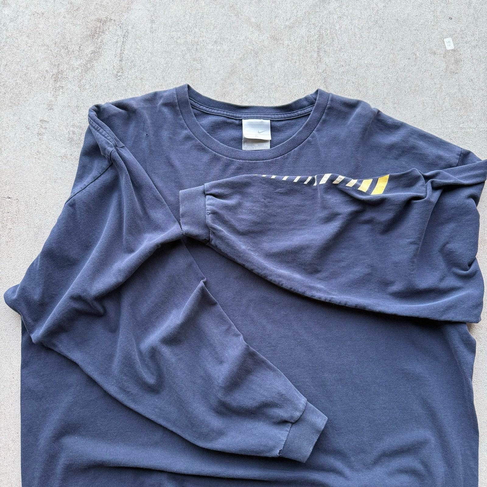 Y2K Mens Nike Center Yellow Swoosh With Sleeve Hit X-L