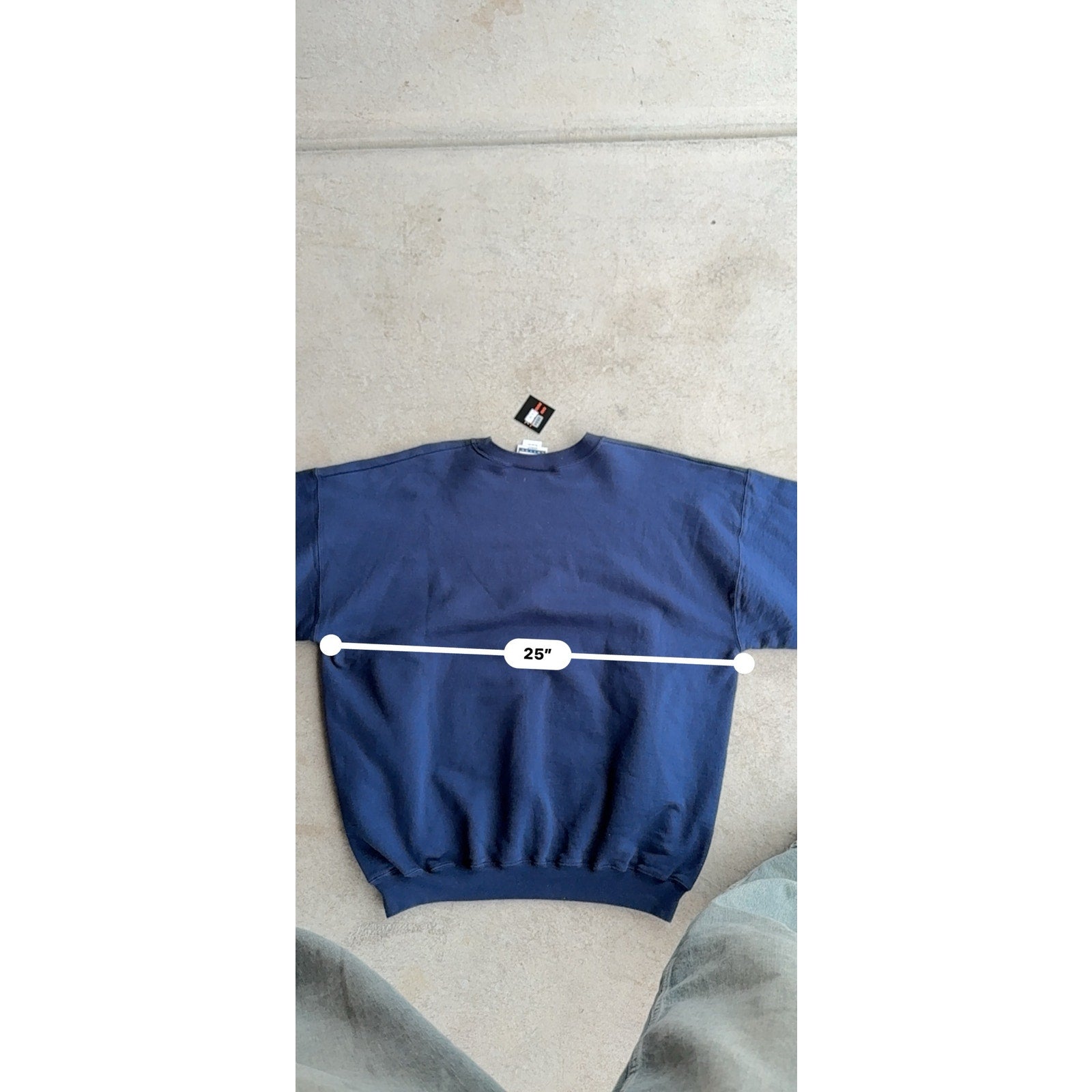 Y2K CITY OF REDWING BLANK NAVY CREWNECK X-L