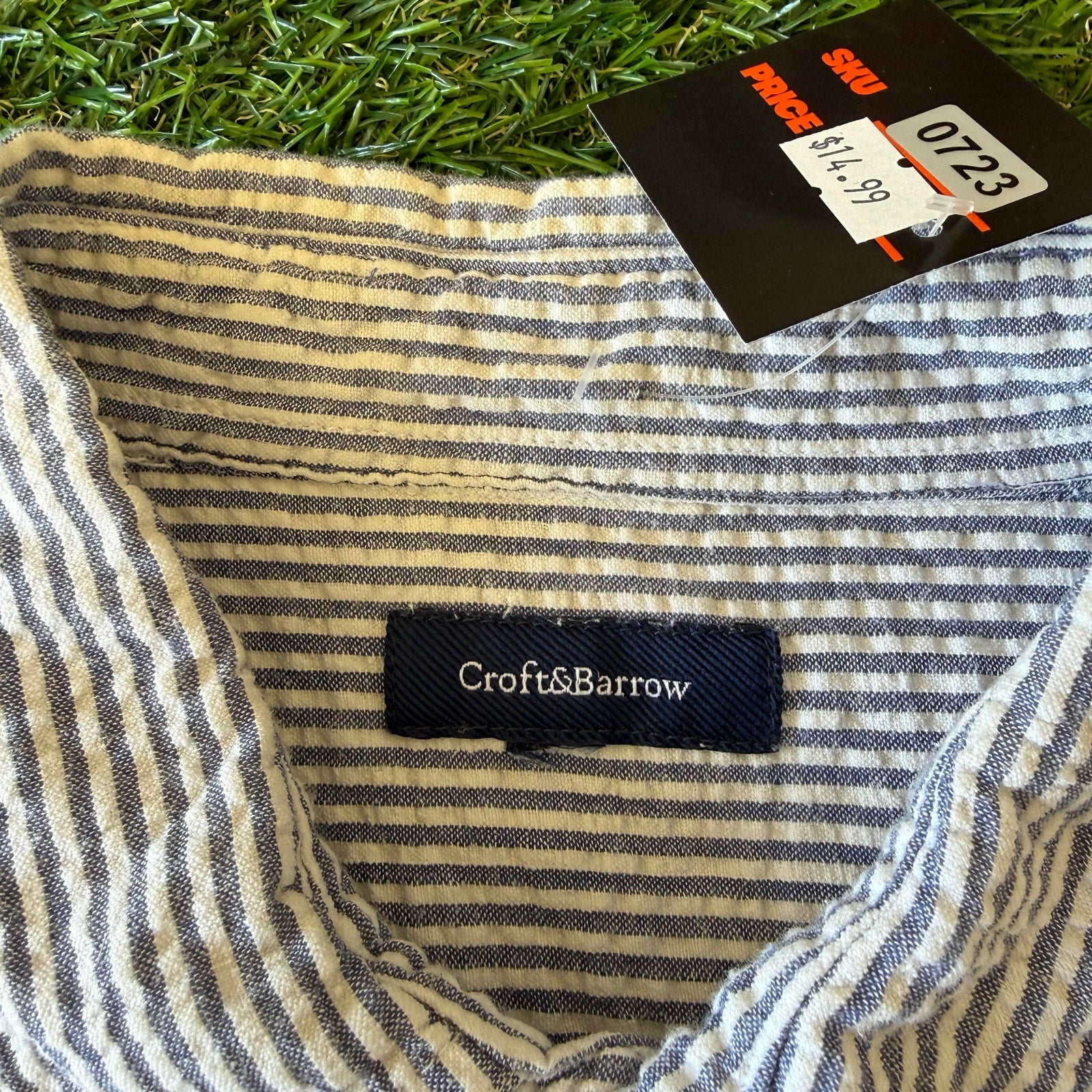 Y2K CROFT AND BARROW BLUE LINED BUTTON UP L