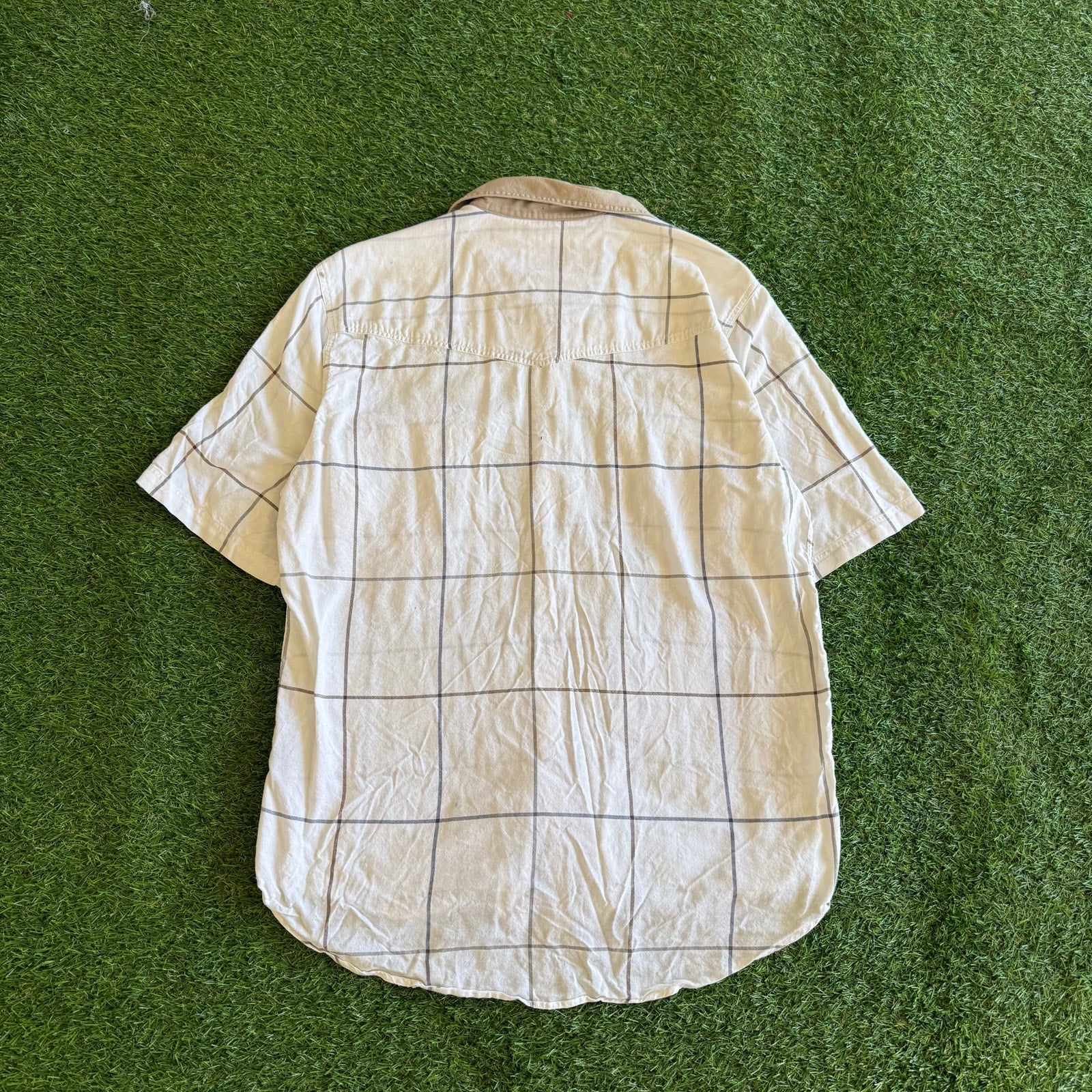 Y2K ROPER WHITE AND BLACK PATTERNED BUTTON UP L