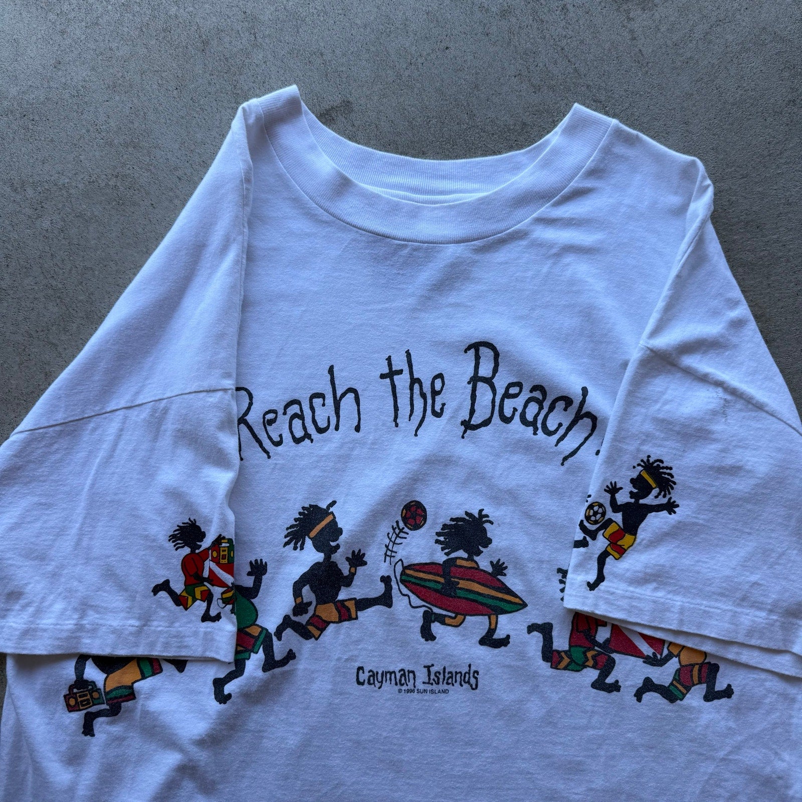 1996 Mens Cayman Islands "Reach The Beach!" Insanely Cool Wrap Around Tee XX-L