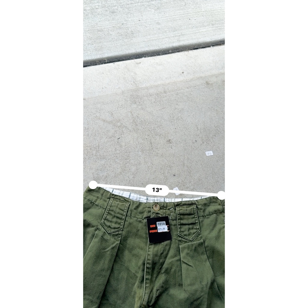 Y2K Women's Baggy Green Faded Pleated Playboy Shorts 26