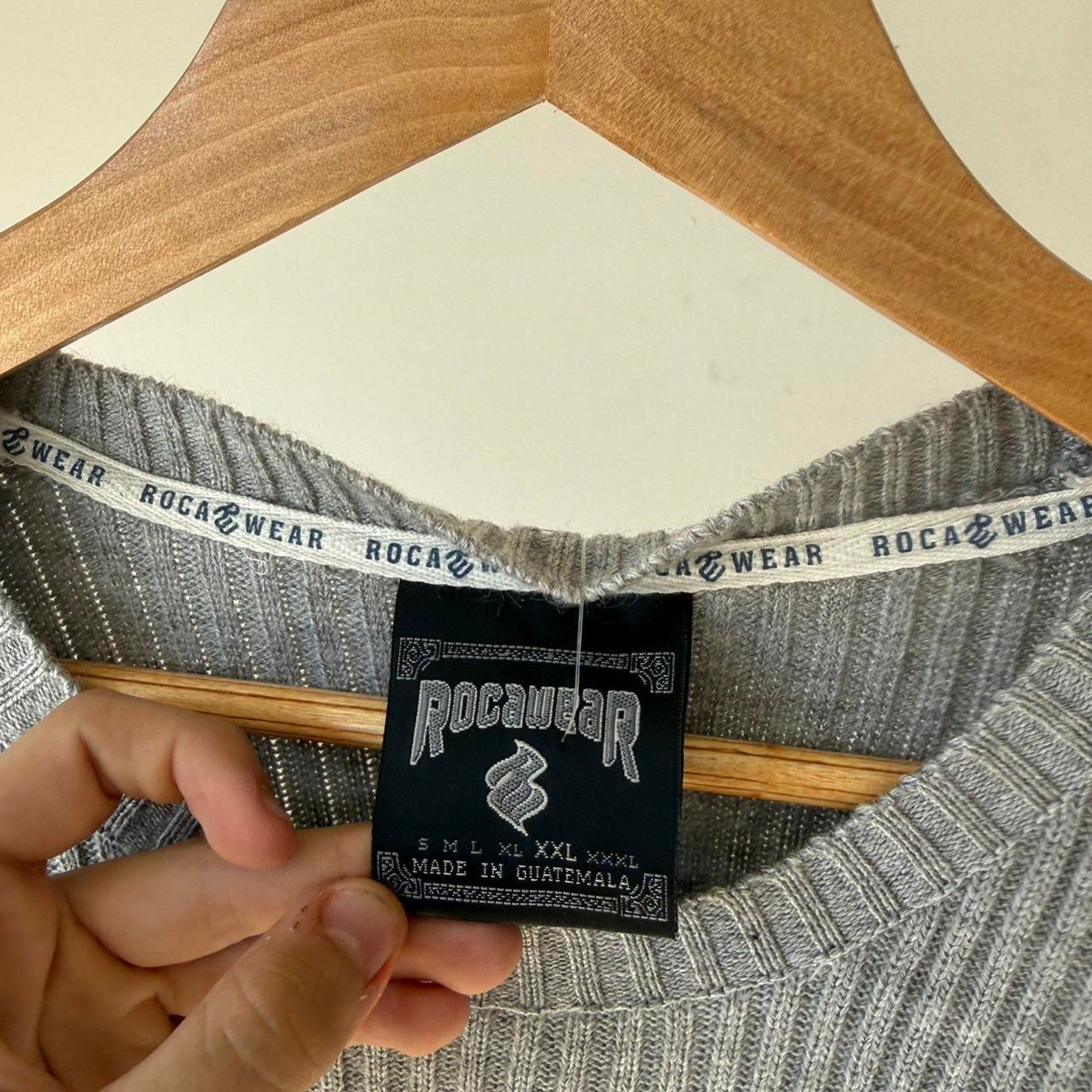 Y2K LINED ROCAWEAR KNIT SWEATER XX-L