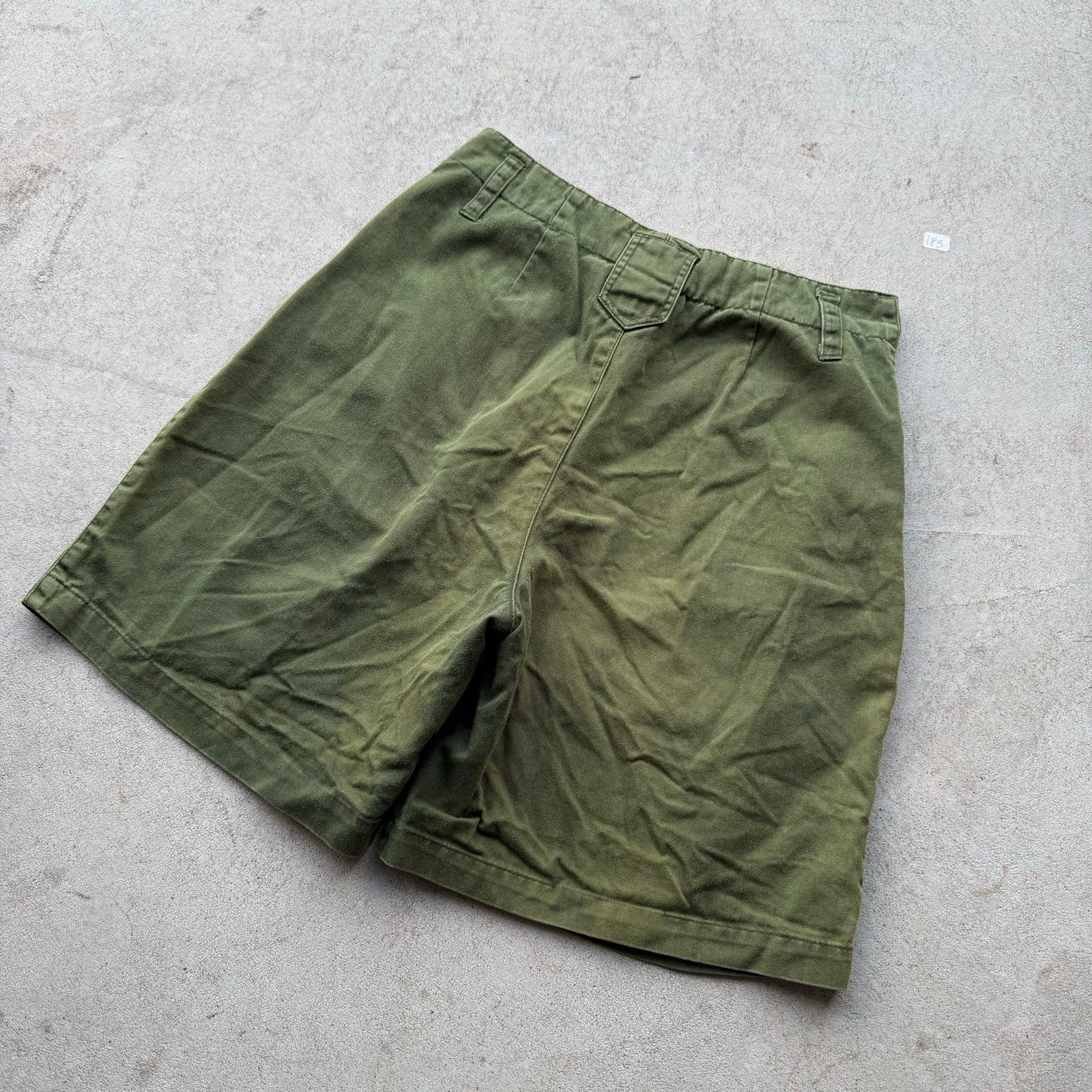 Y2K Women's Baggy Green Faded Pleated Playboy Shorts 26