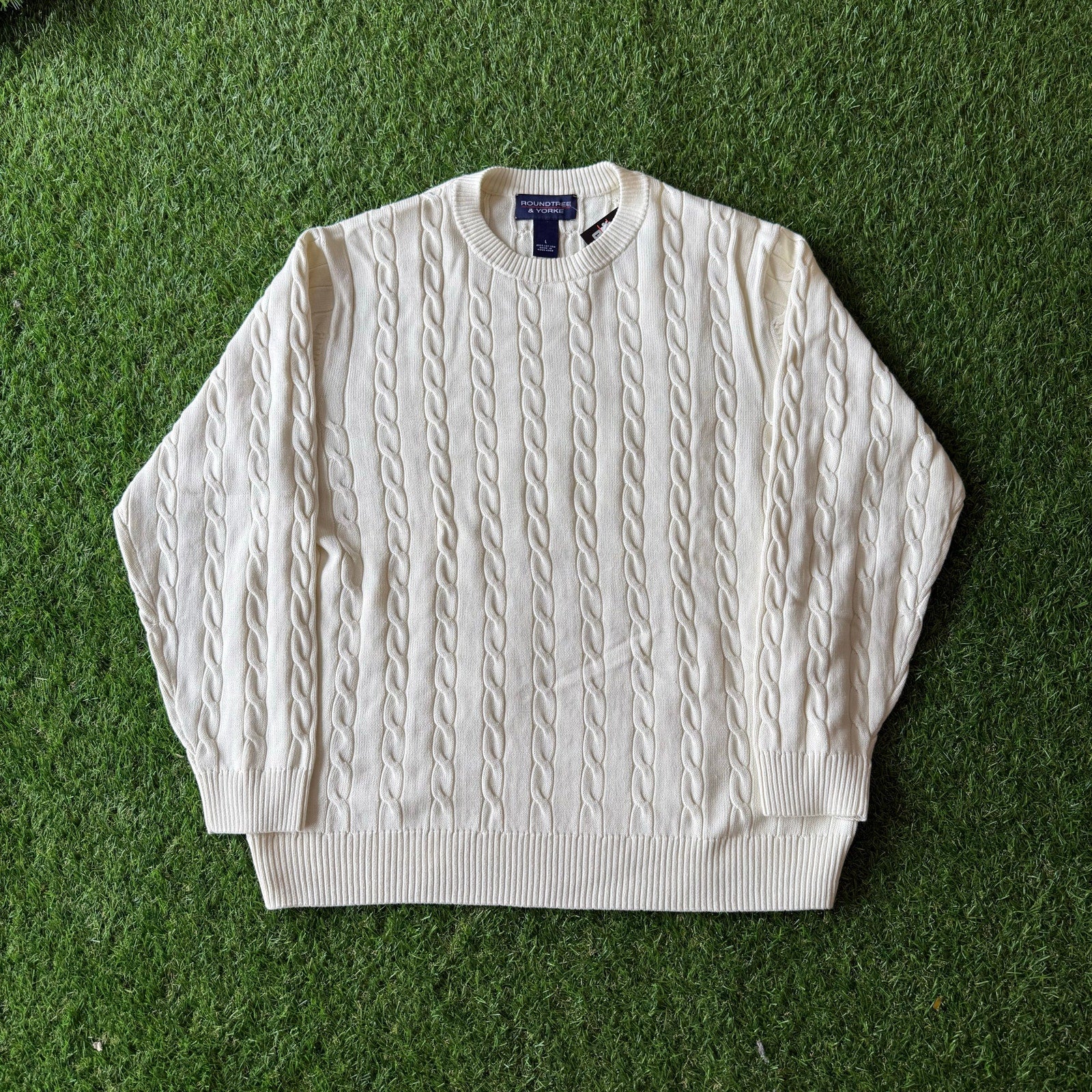 90s Roundtree & York Cream Mens Sweater L