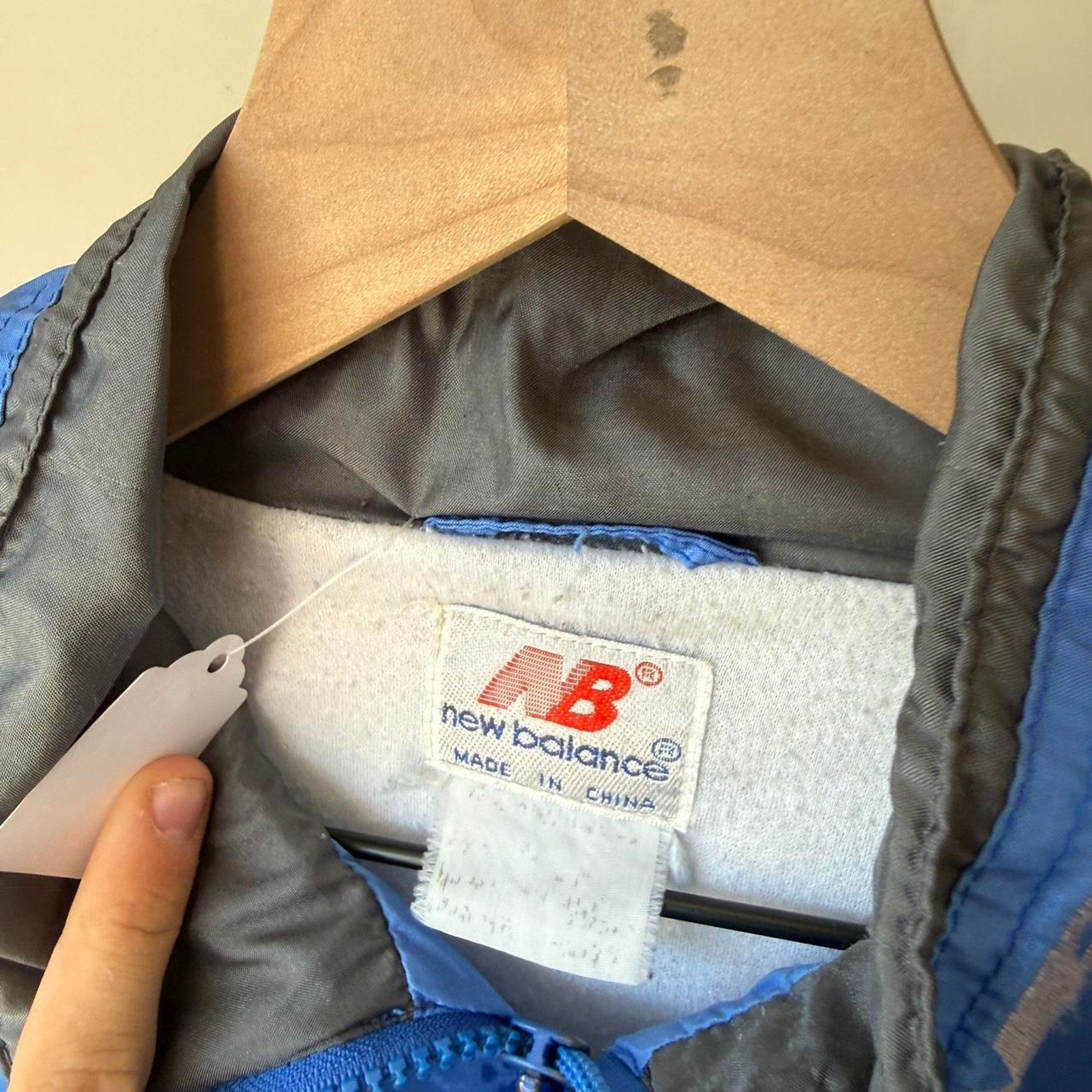 90S NEW BALANCE SPORTY WINDBREAKER M