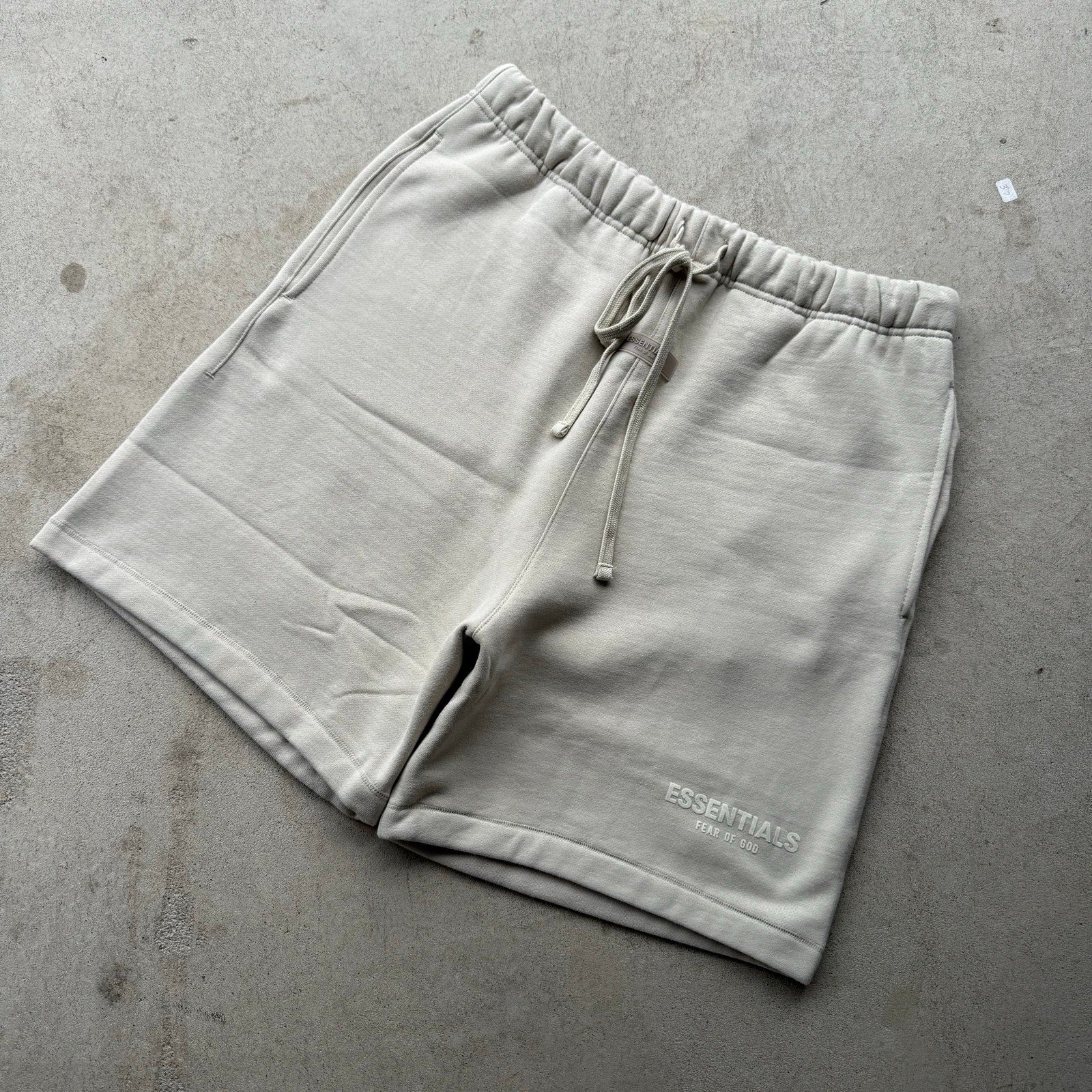 Men's Wheat Heavyweight Fear Of God Essentials Sweat Shorts L