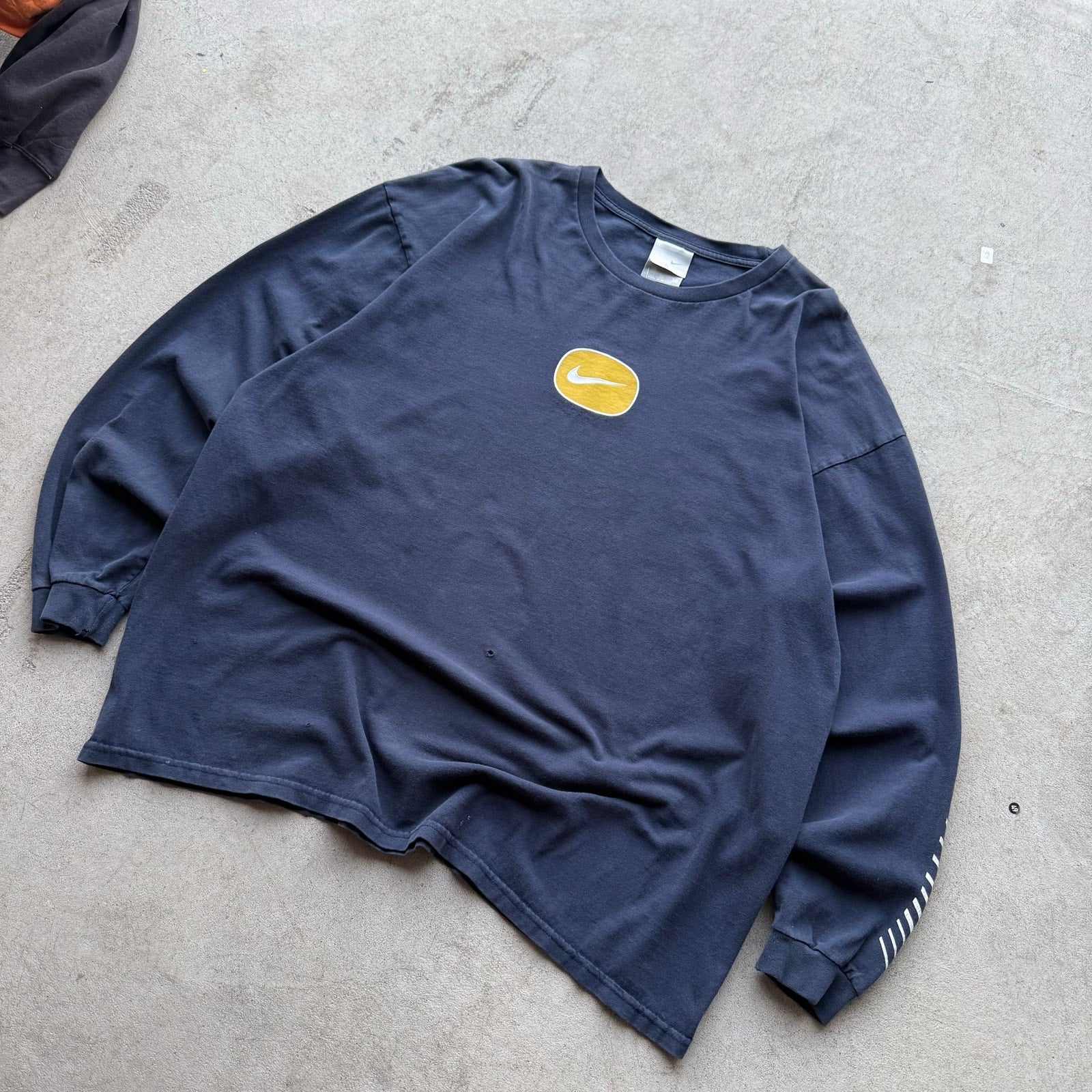 Y2K Mens Nike Center Yellow Swoosh With Sleeve Hit X-L