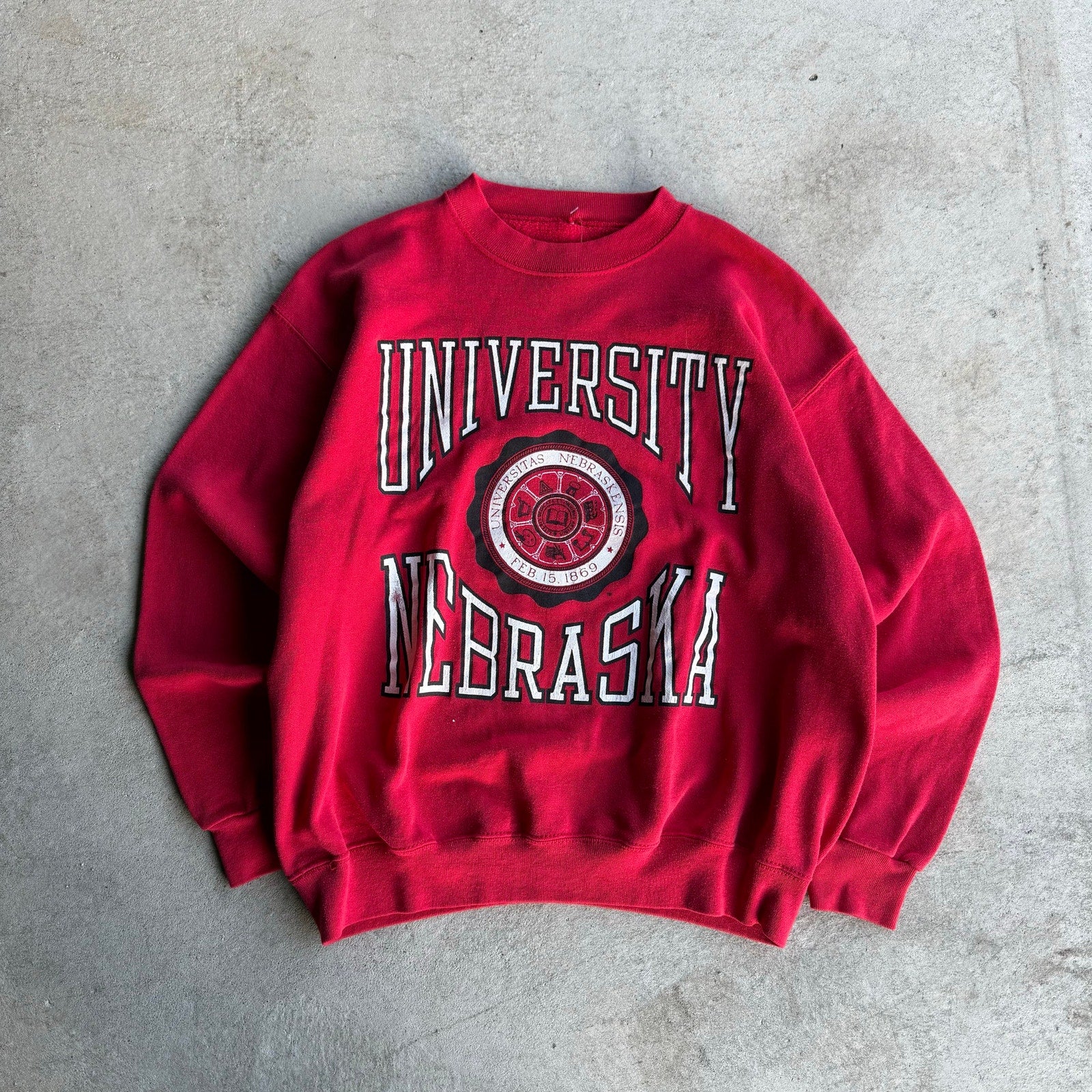 90s NERBASKA CENTER CREST CREWNECK M