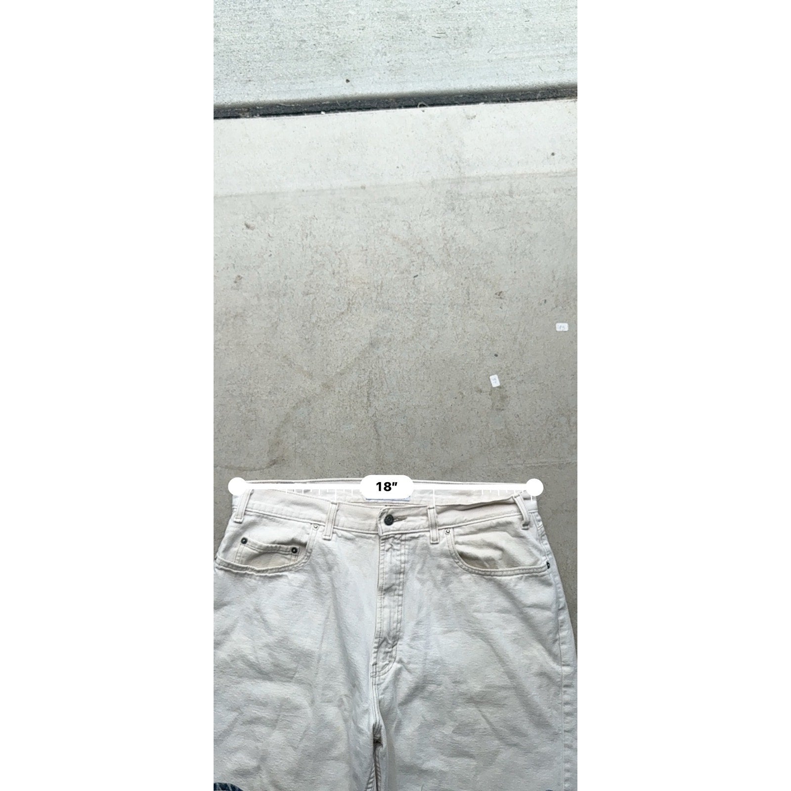 Y2K Mens Light Tan Loose Fit Gap Bermuda Jorts 36