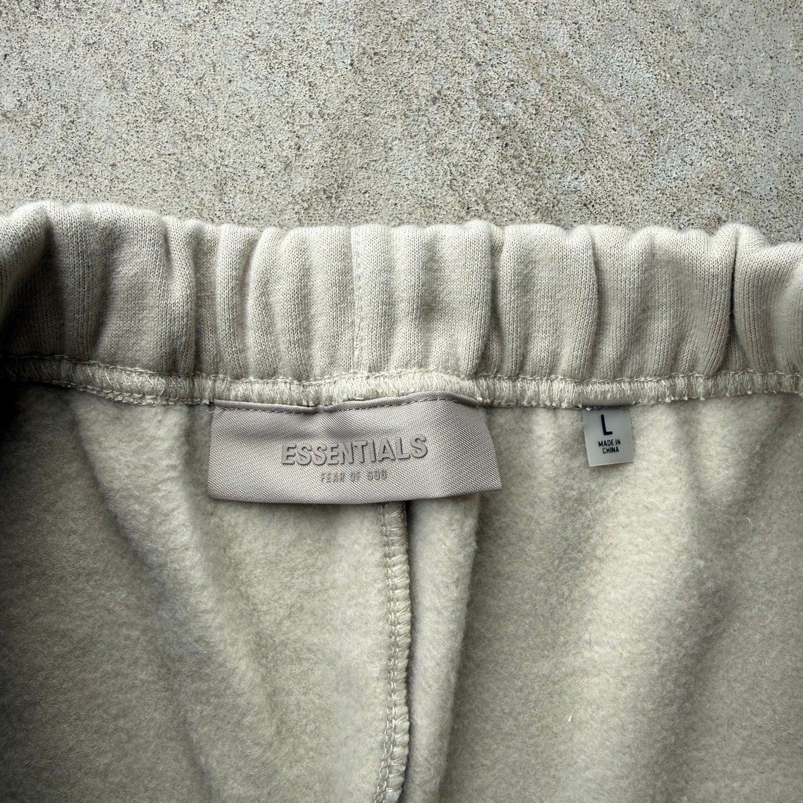 Men's Wheat Heavyweight Fear Of God Essentials Sweat Shorts L