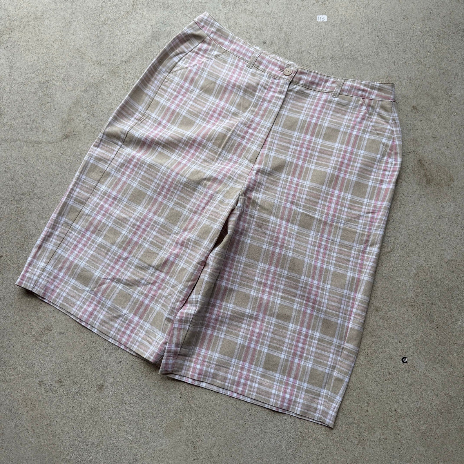 Women's Baggy AppleSeed Perfect Pair Of Cream And Pink Plaid Shorts 8
