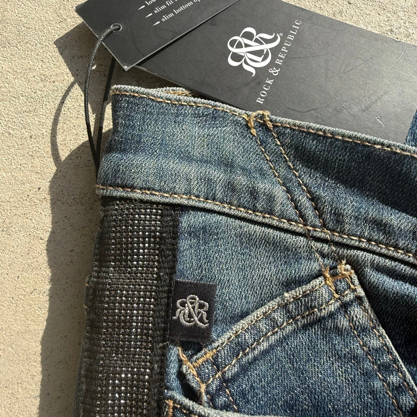 Y2K DEADSTOCK ROCK AND REPUBLIC WOMENS JEANS 16