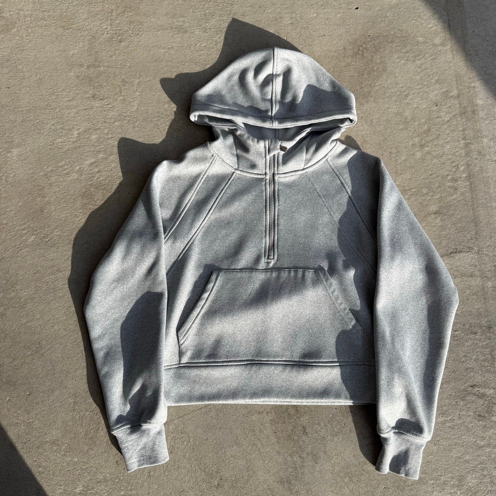 WOMENS LULULEMON QUARTERZIP HOODIE S