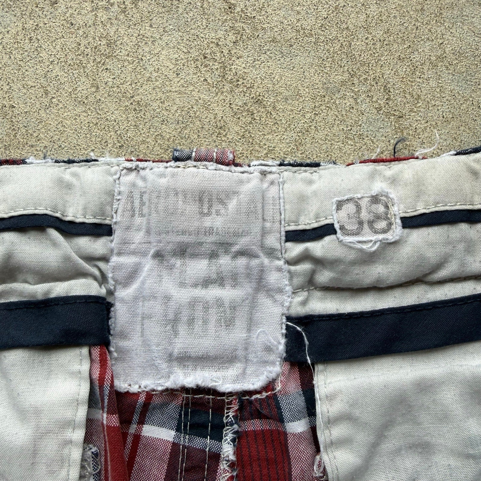 Y2K Men's Super Sick Aeropostale Baggy Red Plaid Chino Shorts 36